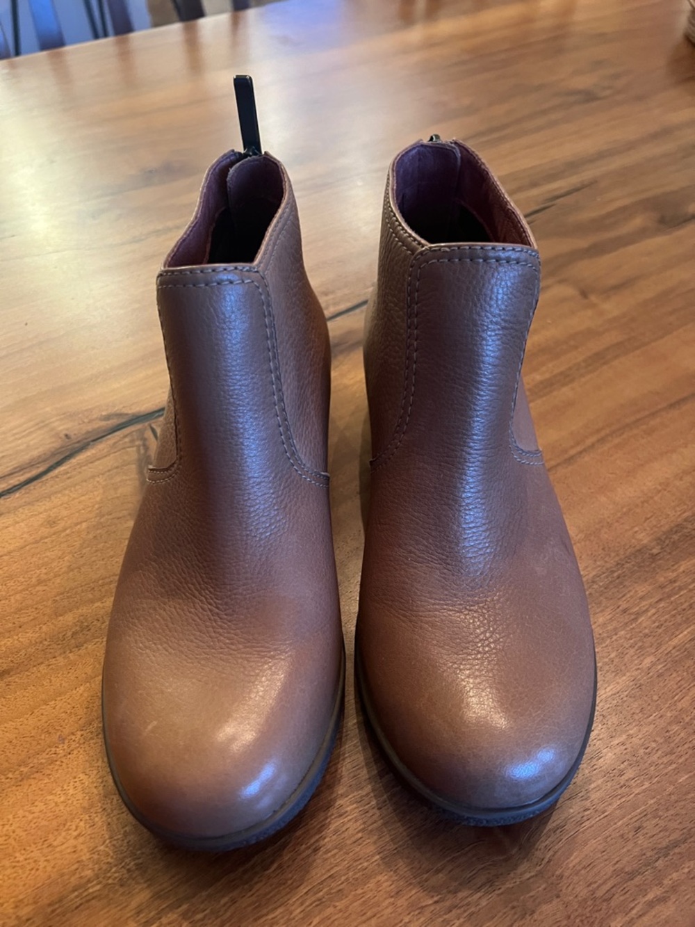 Dansko Becki waterproof booties Sz 36